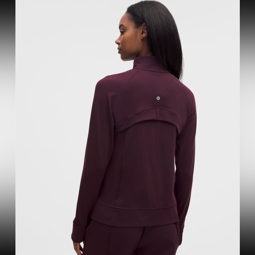 🔥 Lululemon Define Track Jacket Luon NWT Sz 4 Black Plum - Picture 3 of 9
